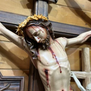 Cristo en Madera de 60 cm