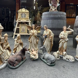 Pesebre línea dorada 60 cm