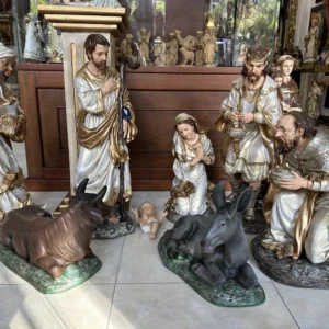 Pesebre línea dorada 70 cm